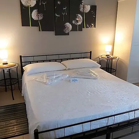 Bed and Breakfast Passione Del Sud 3*